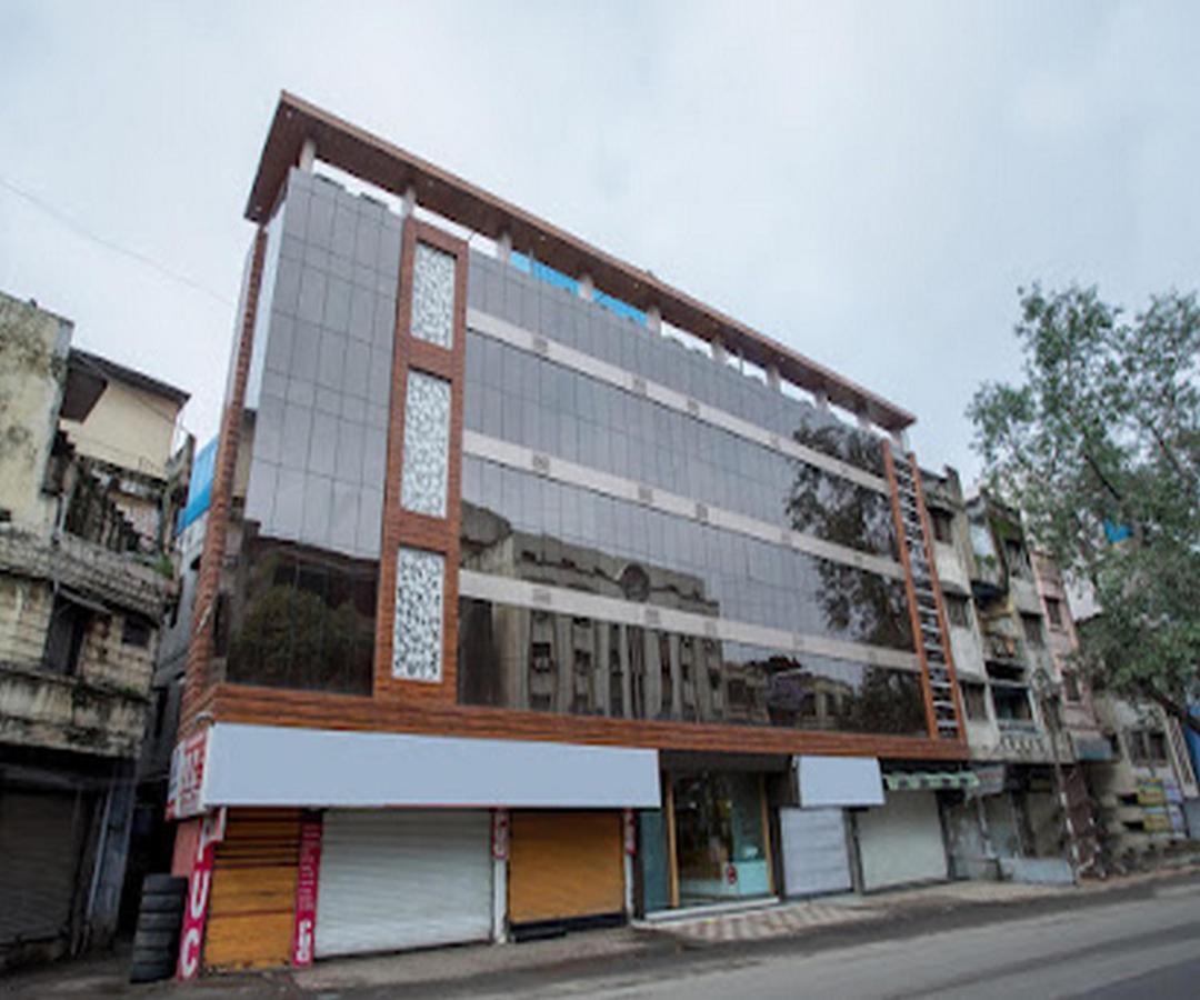 Cherrystay Kiran Inn إندور المظهر الخارجي الصورة