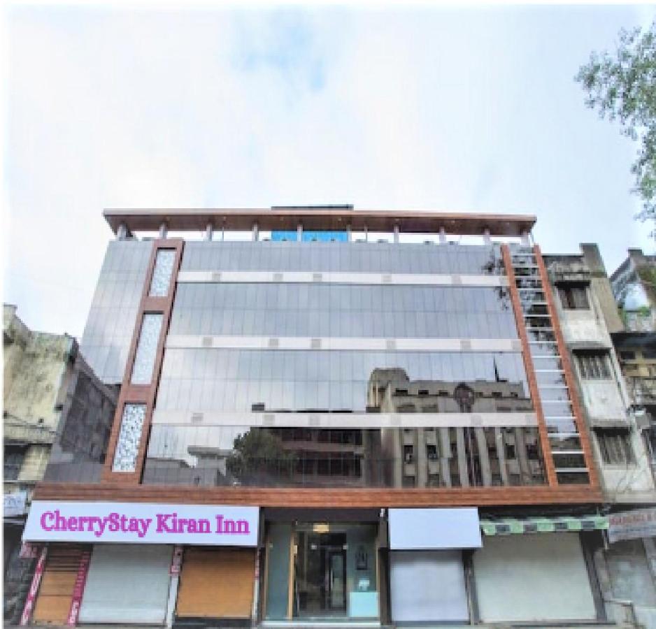 Cherrystay Kiran Inn إندور المظهر الخارجي الصورة