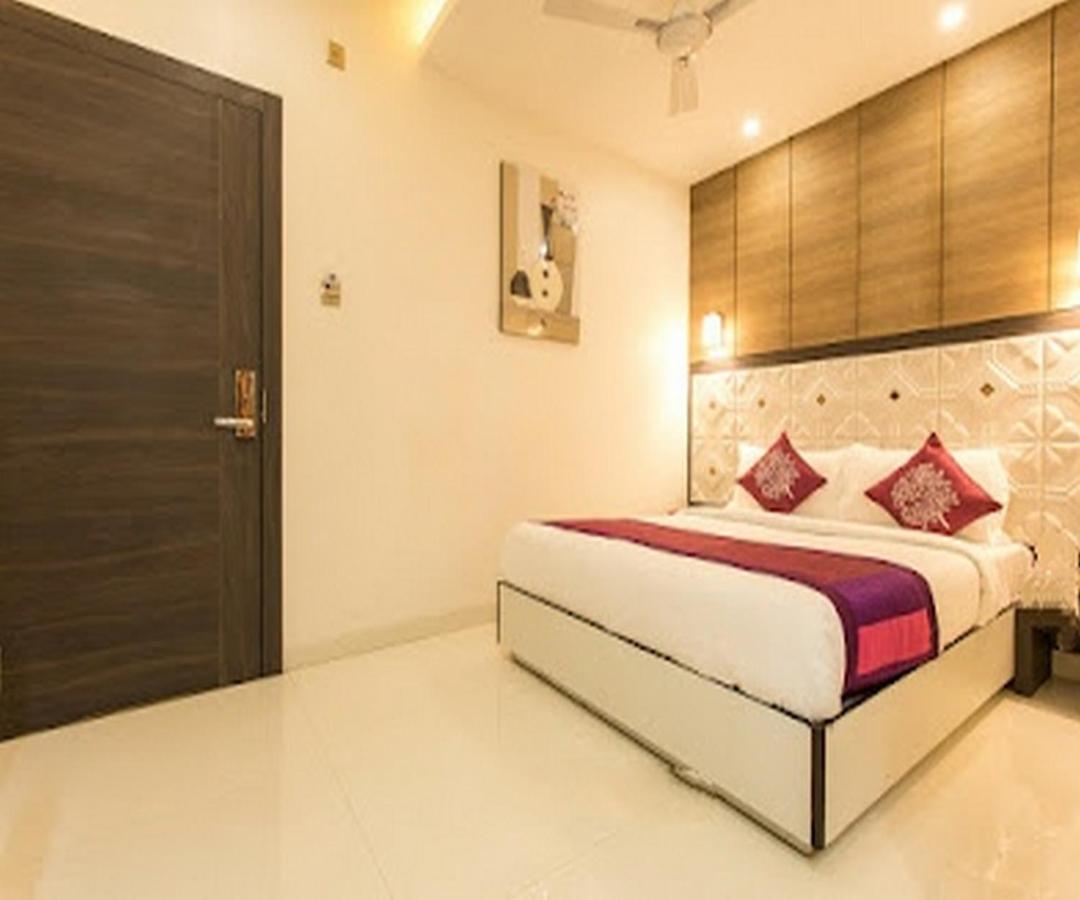 Cherrystay Kiran Inn إندور المظهر الخارجي الصورة